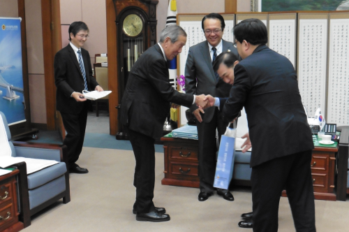 2016.10.17釜山市議会 (33)